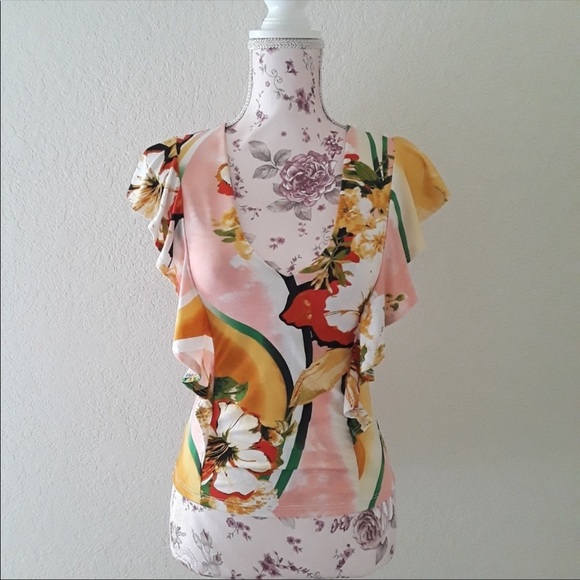 One by One sz:S Bold Floral V-Neck Flutter Partial Sleeve Blouse Top - Picture 4 of 8